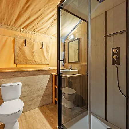 Aldeamento Turístico Easyatent Safari Tent Bijela Uvala Mugeba